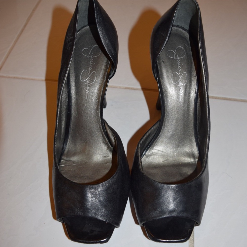 Jessica Simpson high heels